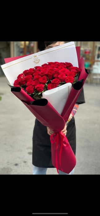 Акция 51 роза 19990