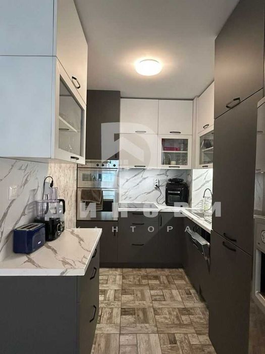 Продава се Двустаен апартамент в Стара Загора, Кольо Ганчев - 66 кв.м за 1005 €/кв.м - Снимка #3