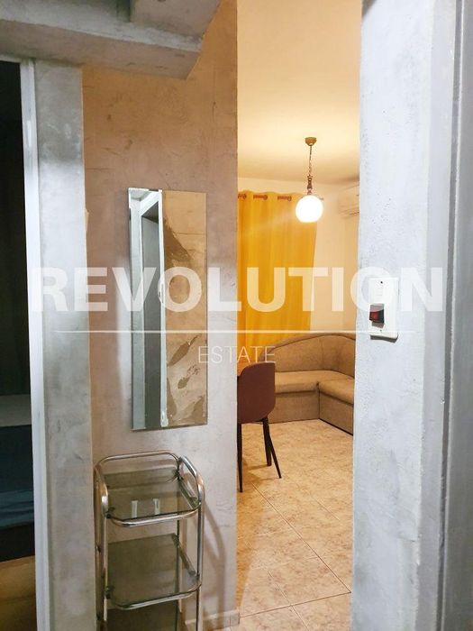 Двустаен апартамент в района на Окръжна болница!