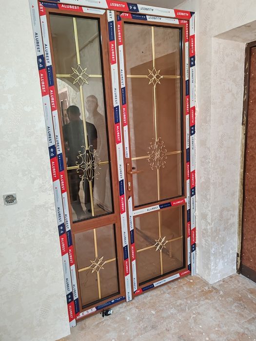 Akfa oyna va eshiklar