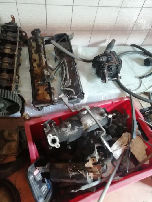 Мицубиси шариот грандис