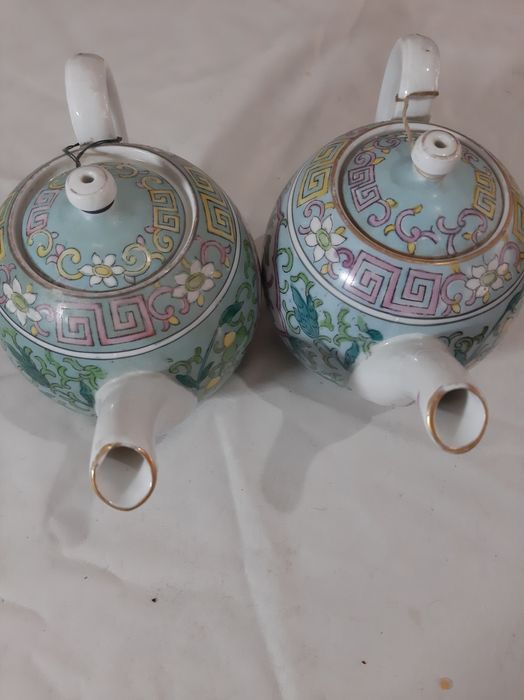 Чайник старинное