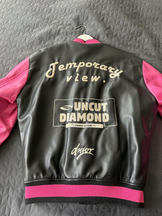 Яке тип бомбър Zara