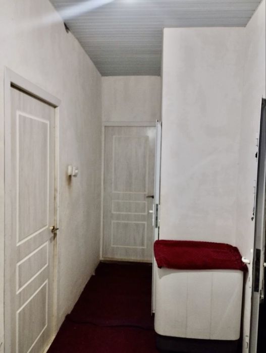 Продаётся 2 ком 10 мкр КАРВОН