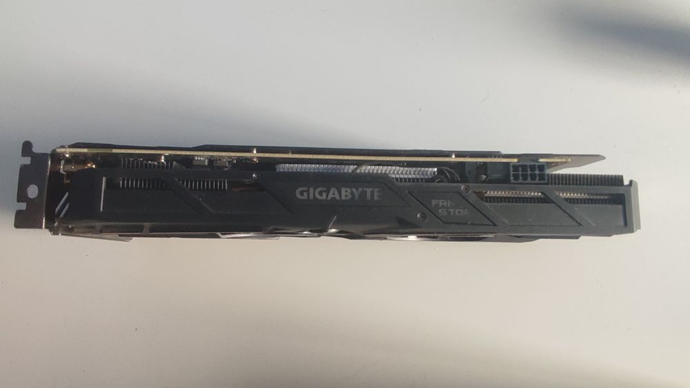 Placa video GTX 1060 Gigabyte