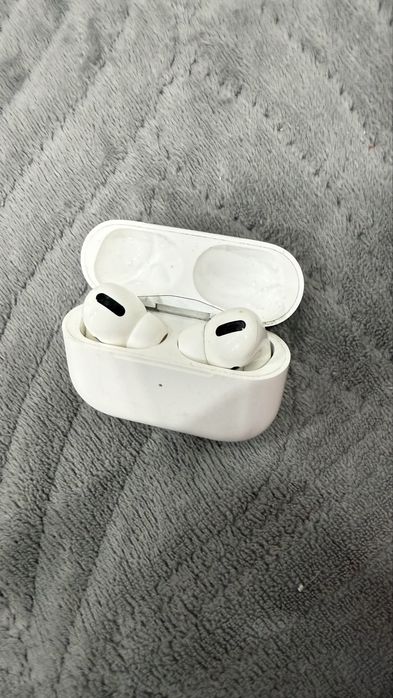 Продам airpods pro