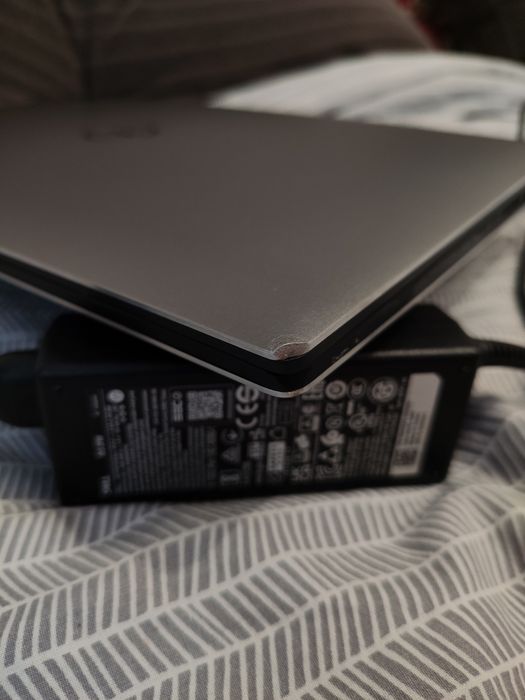 Dell Precision 5520 – i7 | 16 GB RAM | 512 GB SSD | Quadro M1200 4 GB | Tastatură iluminată