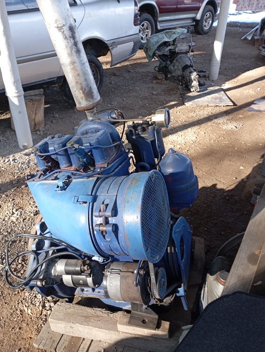 Продам мотор Мерседеса и Тракторный