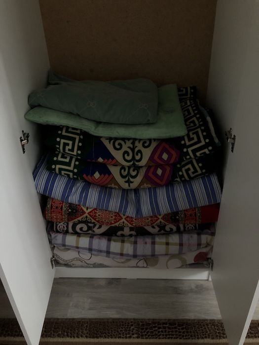 Отдам корпешки, матрасы, одеяло