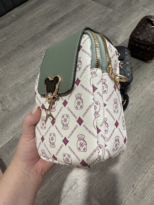 Продам сумочки кросс-боди