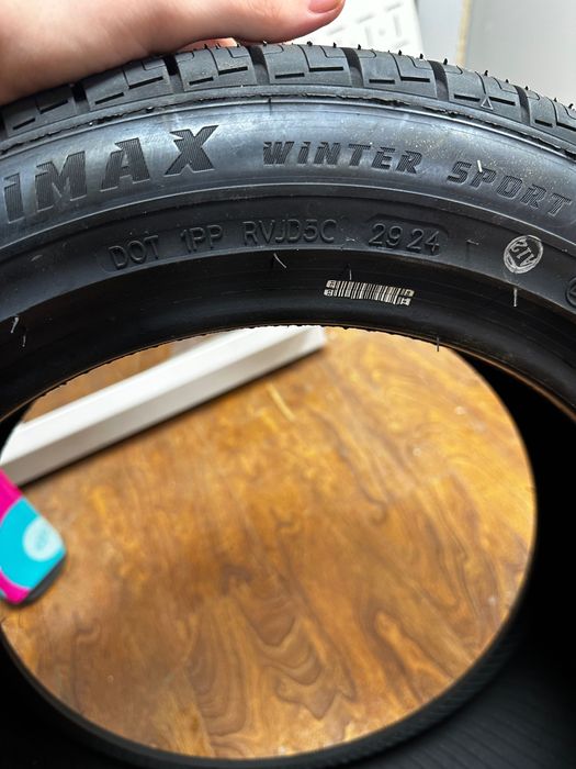 2 Anvelope iarna NOI RADAR DIMAX 185/55R15 DOT 2924