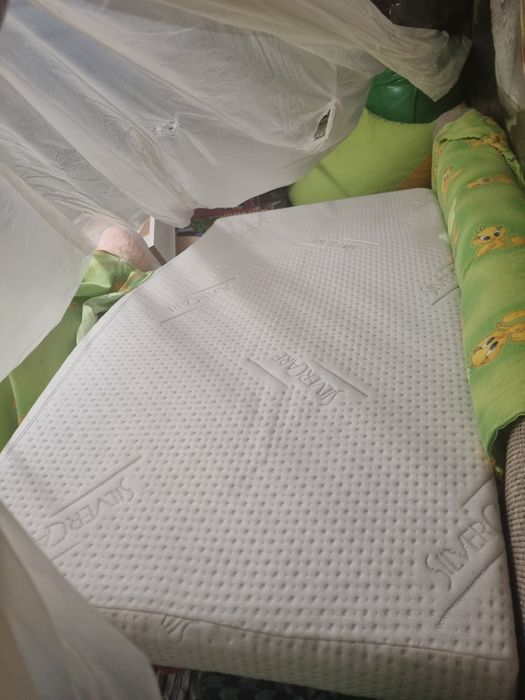 Бебешко легло и матрак за него 120/60