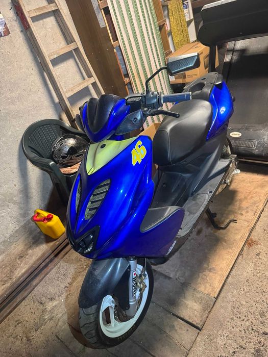 Yamaha Aerox Valentino Rossi Clean Edition