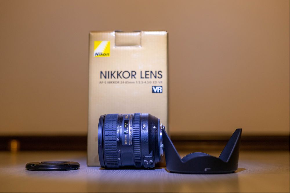 Obiectiv Nikon FX 24-85mm F 3.5-4.5 G ED VR desigilat