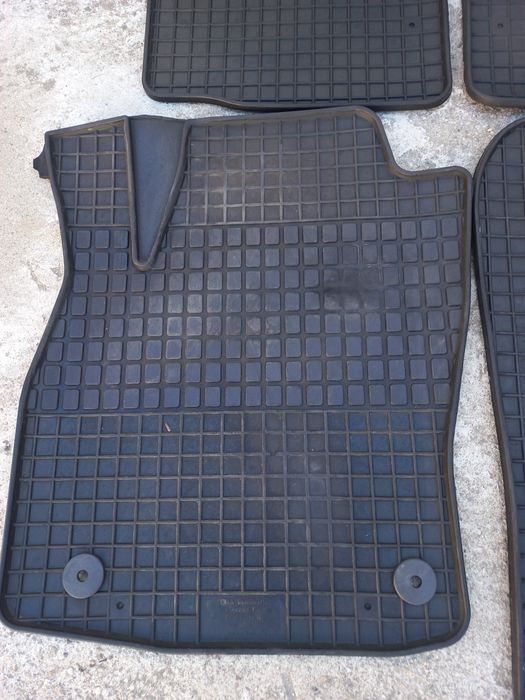 Set covorașe auto originale cauciuc Opel Astra H - roată rezerva cu kit
