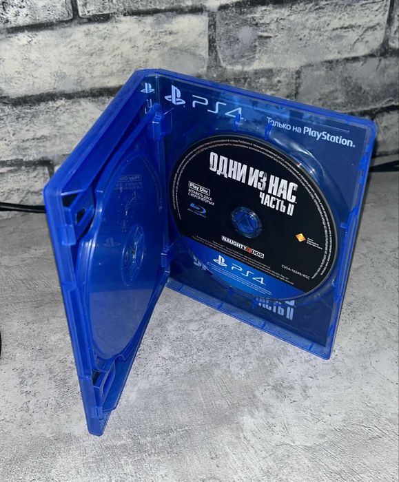 Продам диск с игрой Одни из нас часть 2 PS4