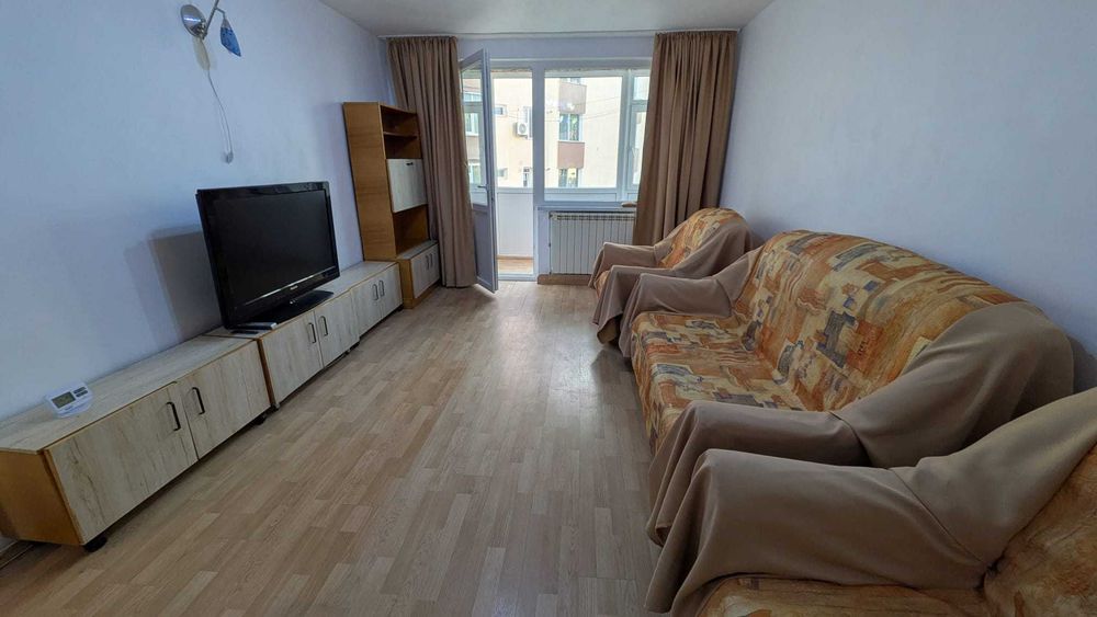 Ofer spre inchiriere apartament 4 camere, Precista, foarte curat