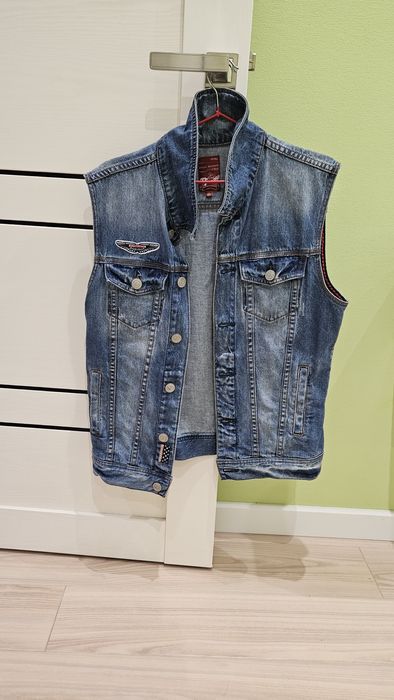 Джинцовка (жилетка) привезенная бу