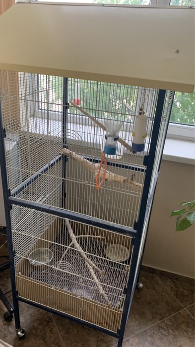 Большая клетка для попугаев