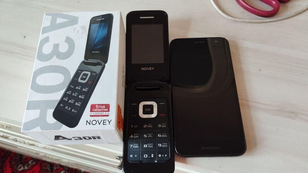 Самсунг ж2 новей а30