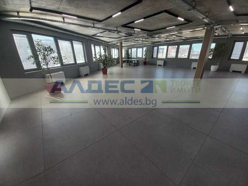 Дава се под наем Офис в София, Младост 4 - 276 кв.м за 3974 € - Снимка #4