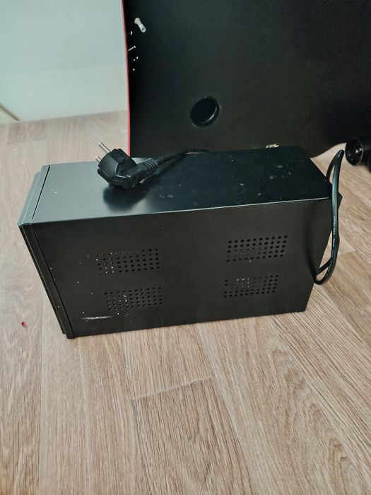 Продам ибп SVC V-1500-L-LCD