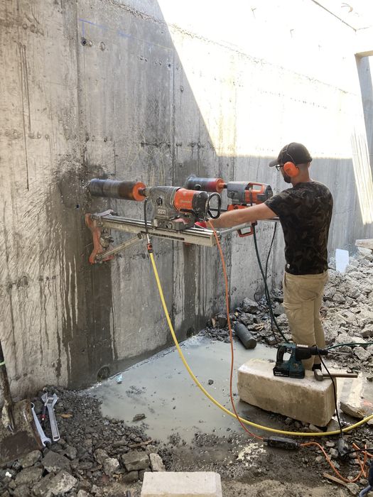 Gaura hota, carotare tăiere beton , demolări