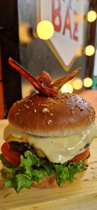 Burger Food Truck de Închiriat Rulota Comerciala Catering Street Food