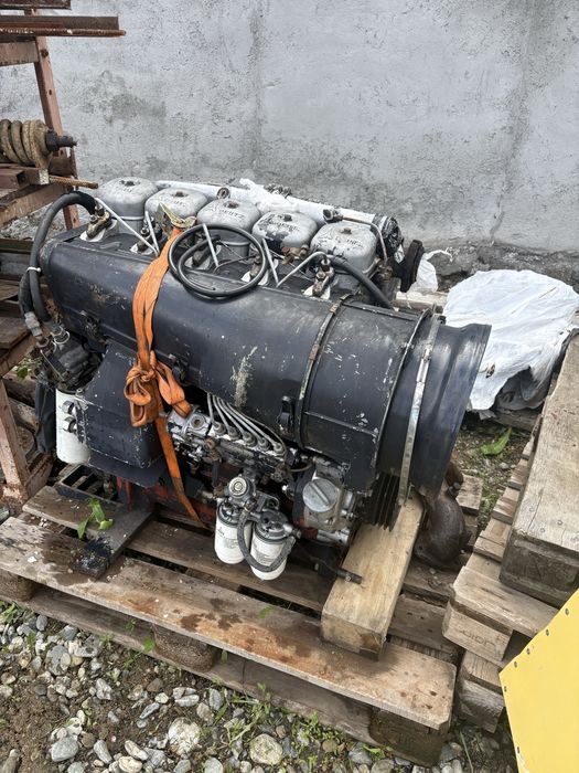 Deutz F5L913  motor in 5 pistoane fara turbo