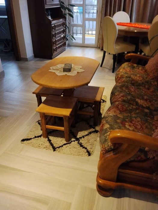 Măsuță mica cu 4 tamburele