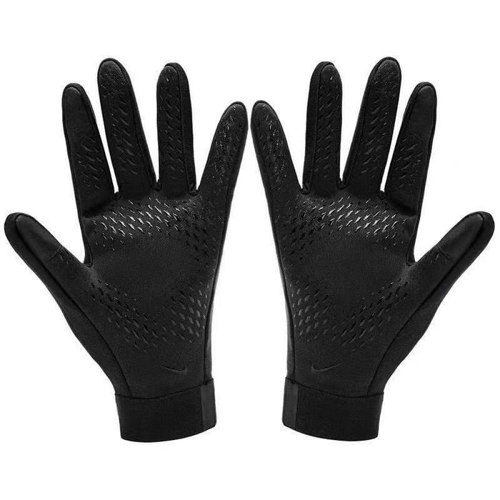 Спортивные перчатки Nike