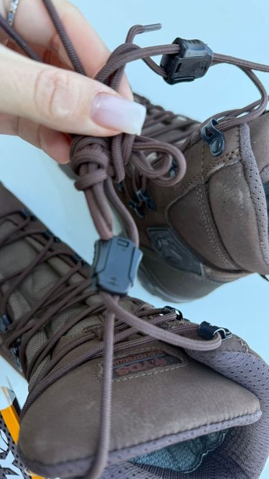 Bocanci Tactice Firma YDS GORE-TEX.