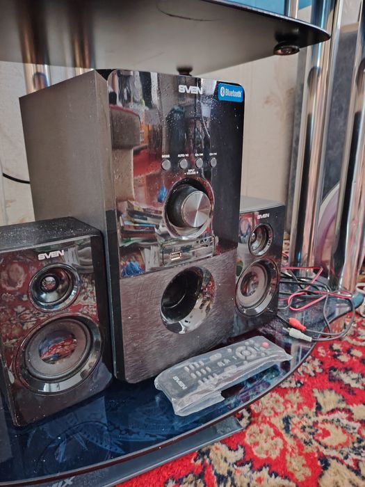 Продам , ТОРГ новый сабвуфер с колонками