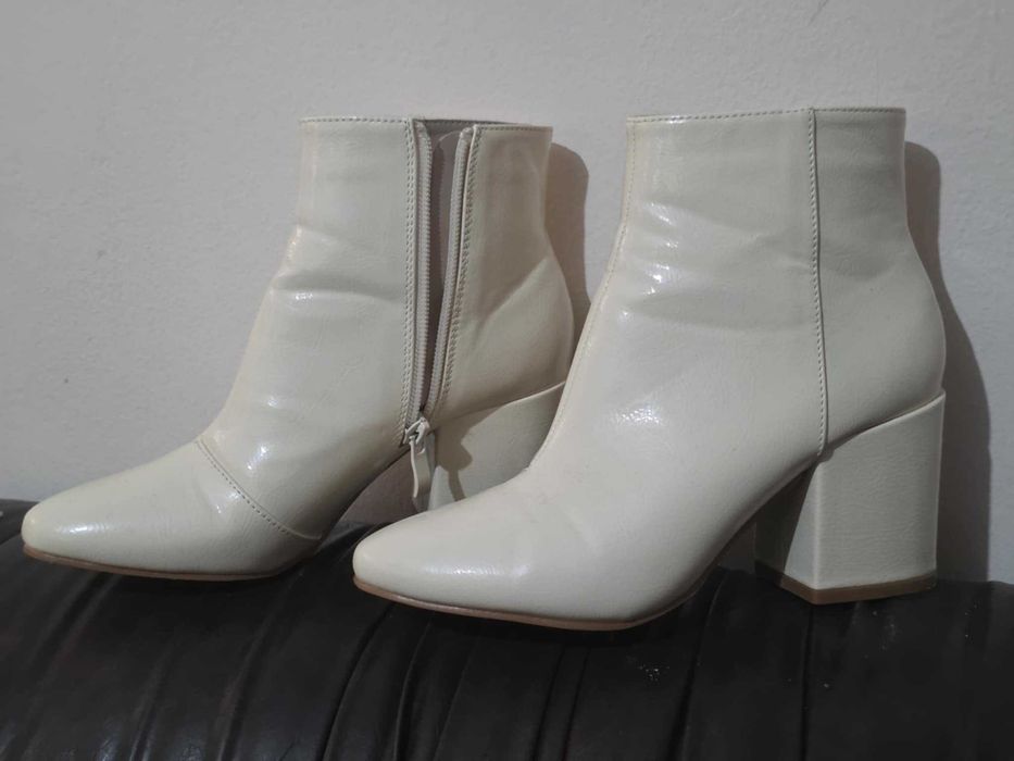 Елегантни боти на ток RAID, екрю – нови, неносени (36)