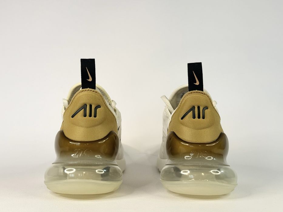 Adidasi Nike Air Max 270