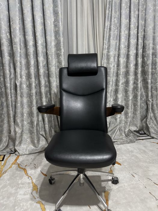 офисной мебель кресло стол