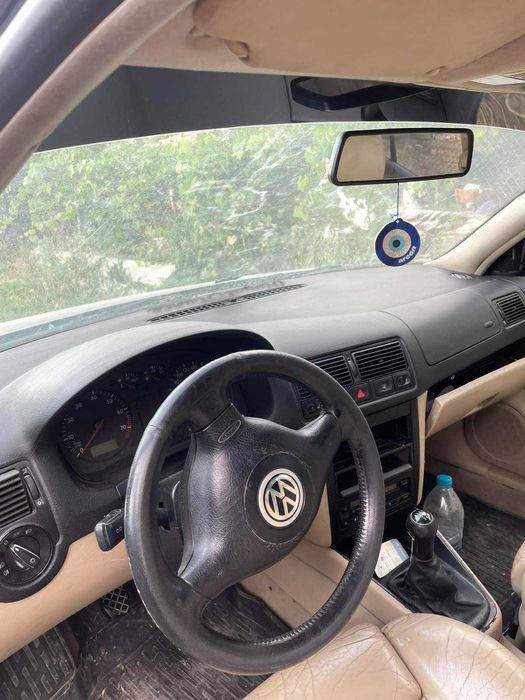 Фолксваген Голф 4, 1.6 sr, 99 г на части