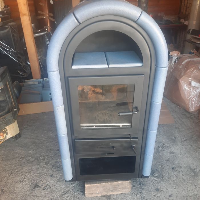 Soba tip semineu de 8 kw marca HARK