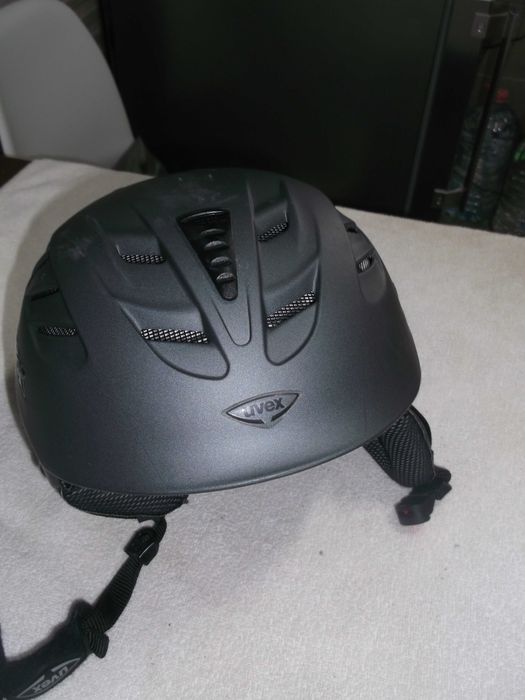 casca shi adulti uvex, ca noua