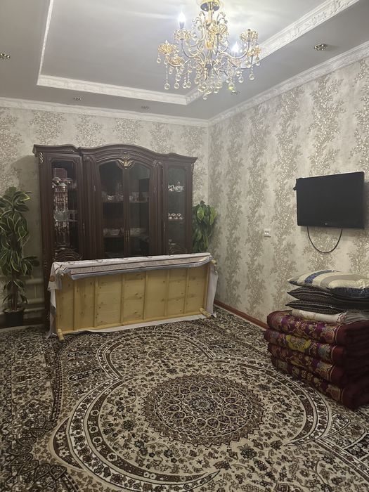 Дом продается в центре города Нукус