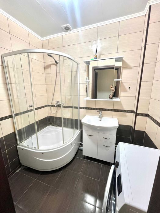 Продаётся 2 комн квартира