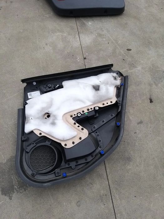 Fata portiera usa stanga spate opel astra j 13258679