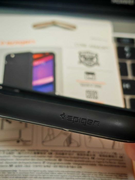 Противоударен Силиконов Калъф за iPhone 11 Pro / Spigen Core Armor Case / Черен /
