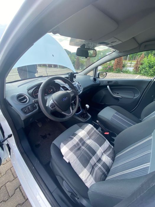 FORD Fiesta 2010 — imagine 4