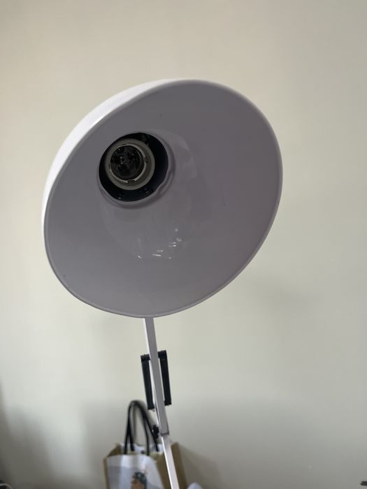 Лампа настольная