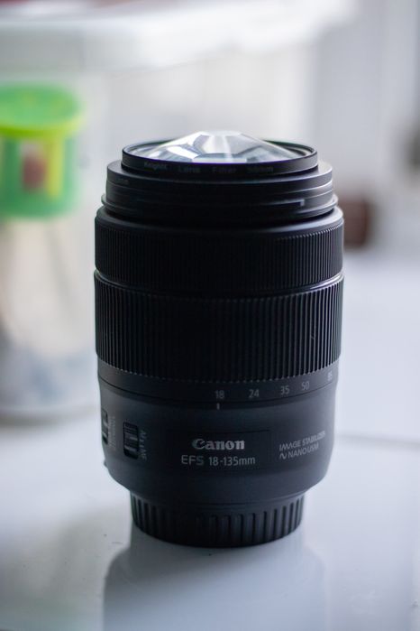 Объектив Canon EFS 18-135 mm