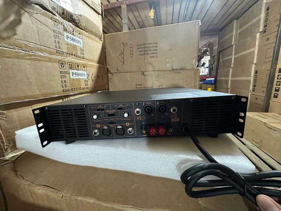Усилитель звука Yamaha P7000S