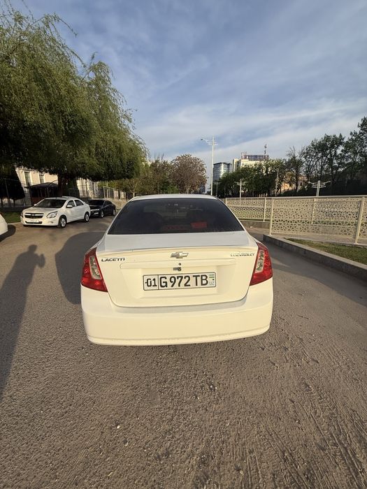 Lasetti 2010 mexanika xolati zor