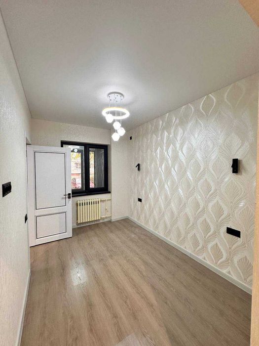 Продаётся квартира 2в3/1/5 на массиве 5