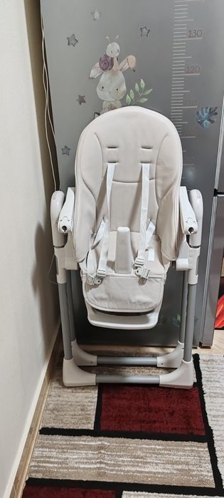 Scaun de masa bebe